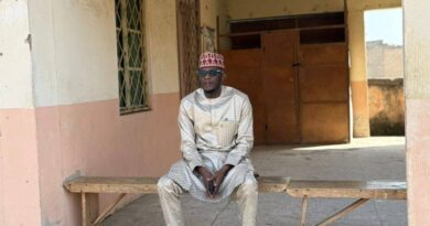 LG Chairman Waits 60 Minutes in PHC With No Worker on Duty