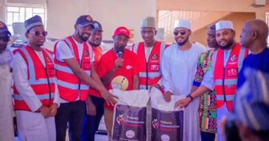 Foundation Donates 600 Bags of Rice to Christians in Gombe