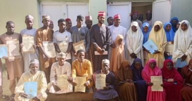 Shanono LG Chairman Distributes Admission Letters to Indigene Students